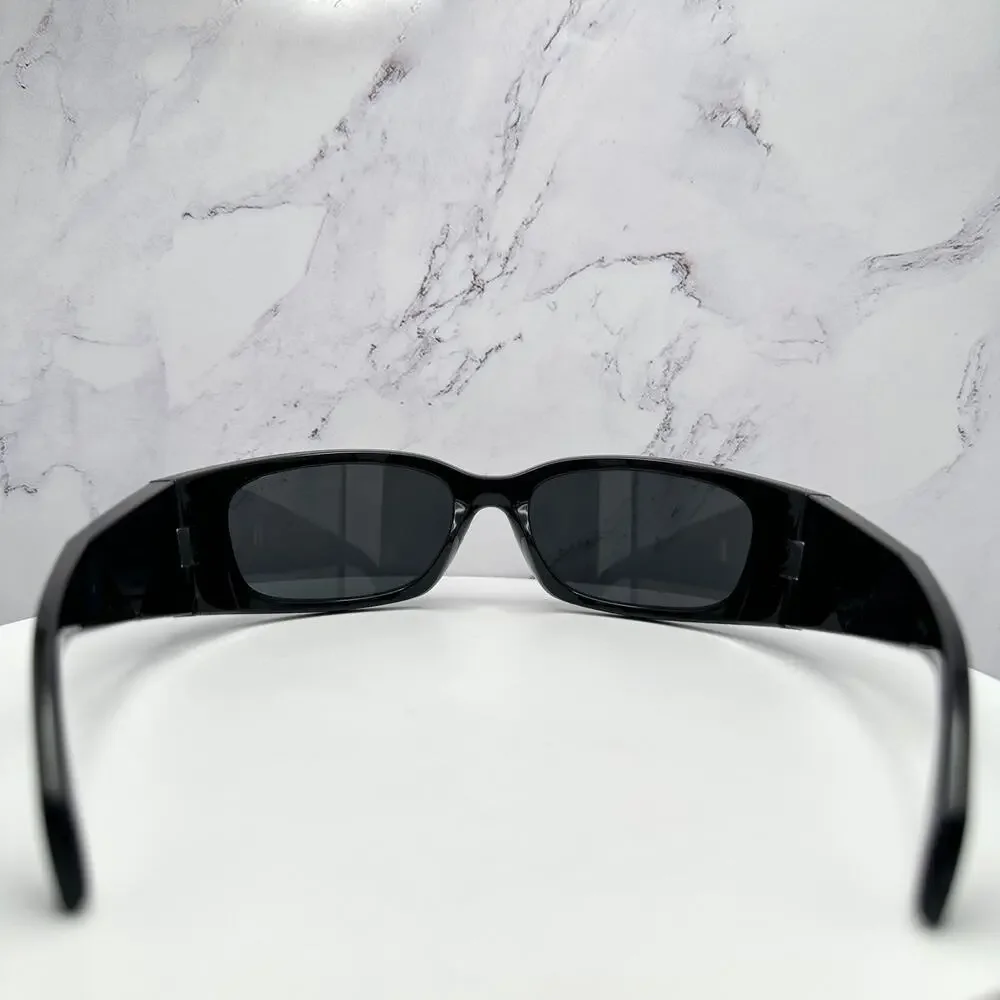 New Prada Sunglasses - Picture 12 of 15